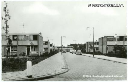 ansichtkaart: Pernis, Smallandstraat - Madroelstraat